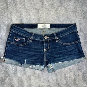 Hollister stretch shorts size 3